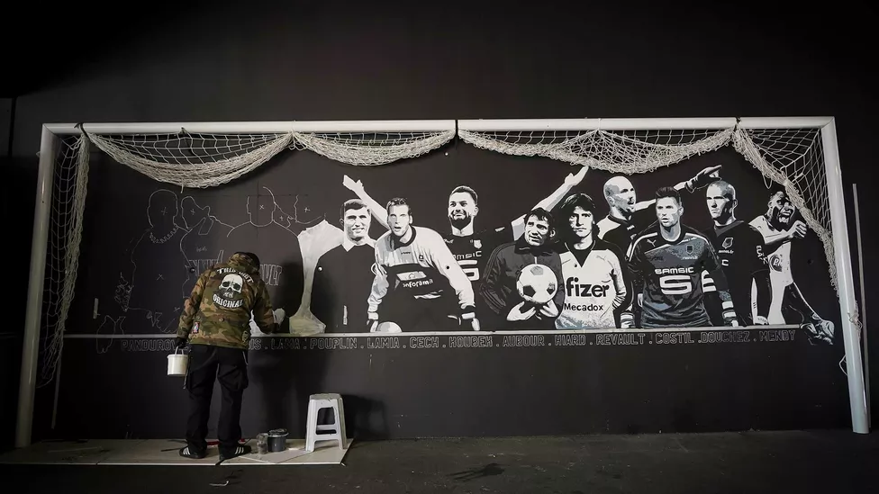 The Stade's illustrious goalkeepers now have their own fresco.