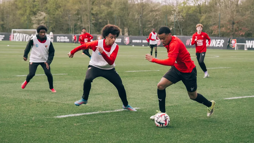 Noa Koumanou et Steven Gerard Gaote