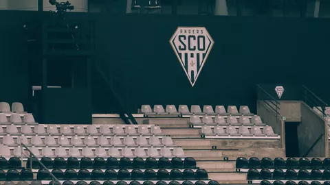 Stade Raymond Kopa