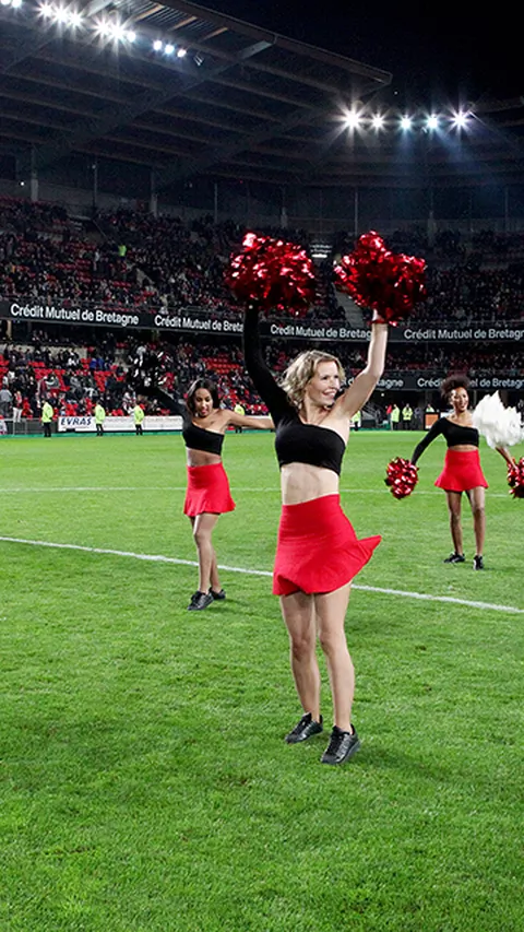 srfc-psg_30-10-2015_pompom_girls_8.jpg