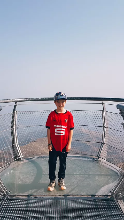 Tom au sommet du Pic du Midi (Hautes-Pyrénées)