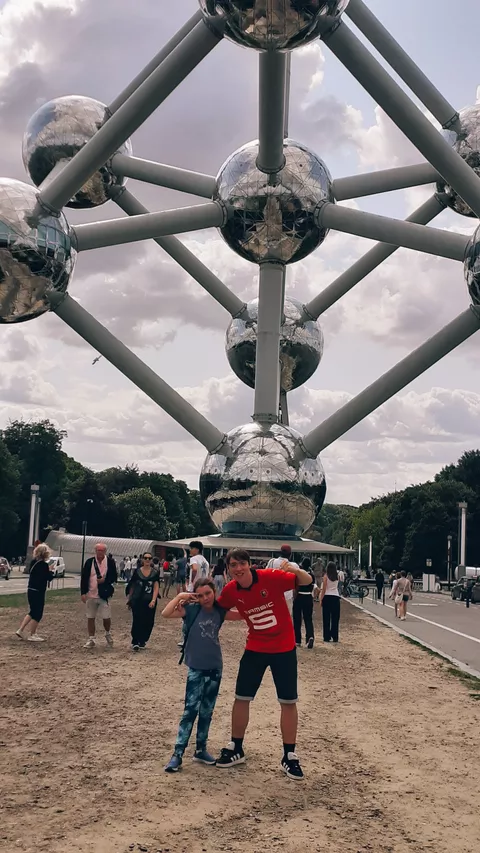 Yanéo et Lyna (Bruxelles)