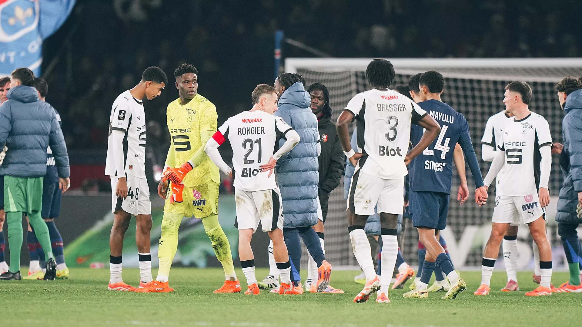 Coup d'arrêt pour le SRFC (5-0)
