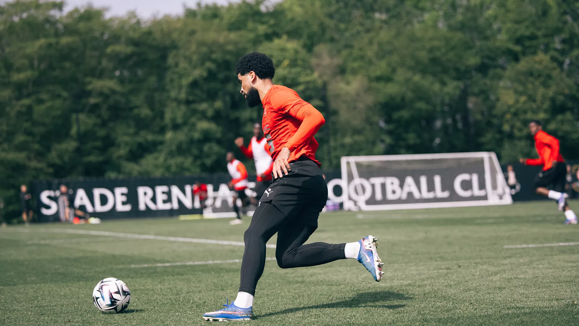 Le groupe pour la réception du Paris FC avec un retour en attaque