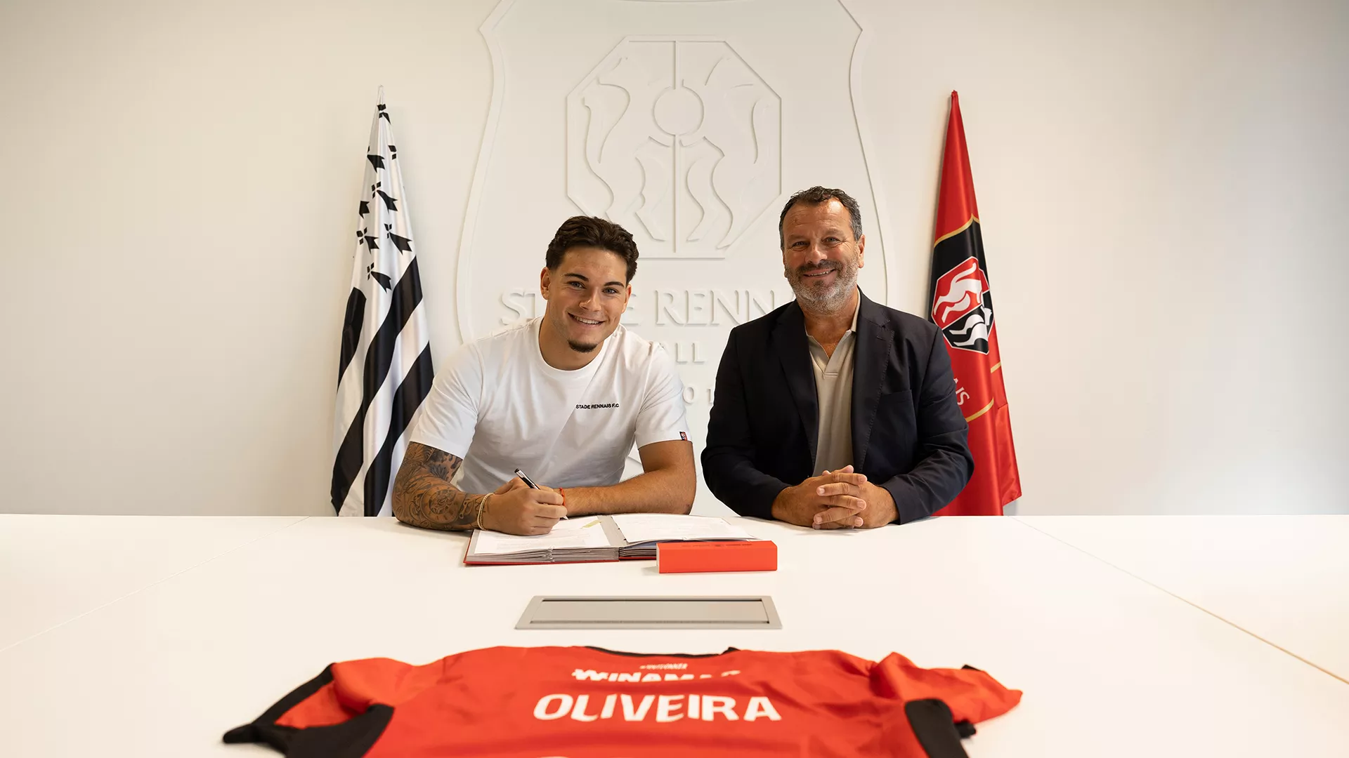 Gonçalo Oliveira, un Aigle prometteur pour renforcer la défense Rouge et Noir