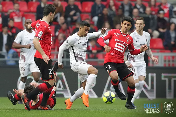 srfc_metz016_0.jpg