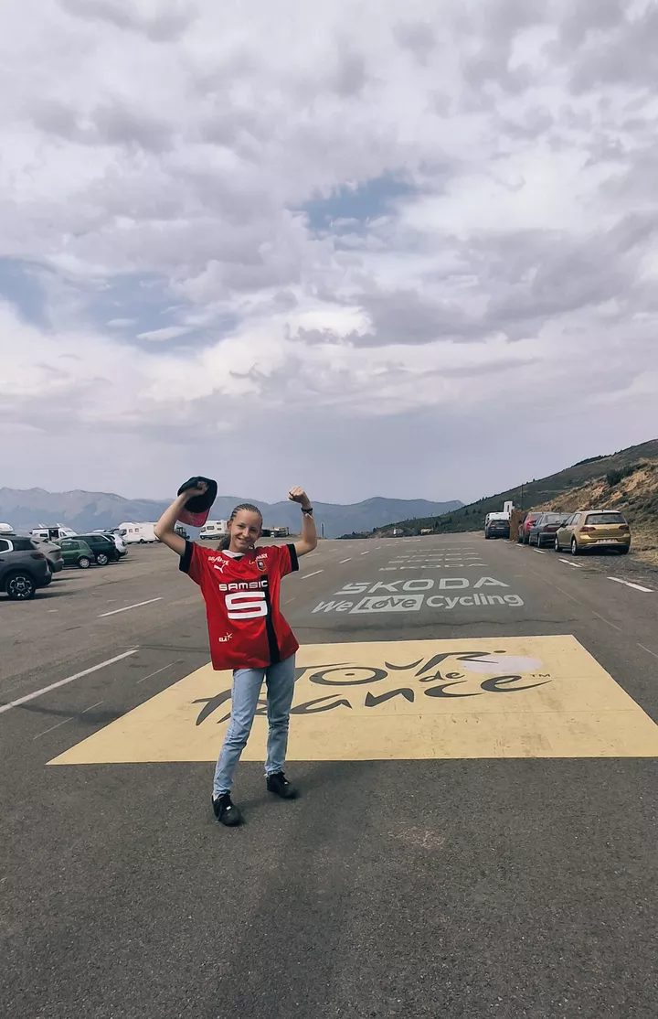 Louna au sommet du Hautacam (Hautes-Pyrénées)