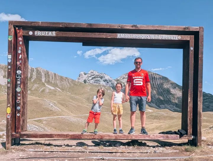Owen, Izia et Franck au parc national du Durmitor (Monténégro)