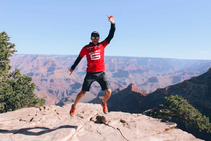 Sylvain au Grand Canyon dans l’Ouest américain