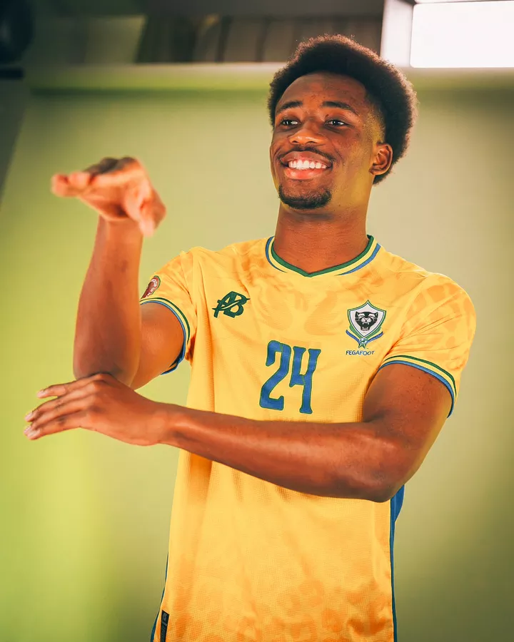 Jonathan Do Marcolino.