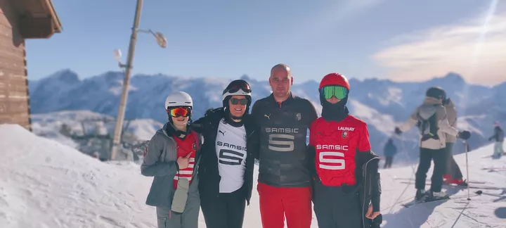 Lola, Aurélie, Charles et Noah à L'Alpe d'Huez (Isère)