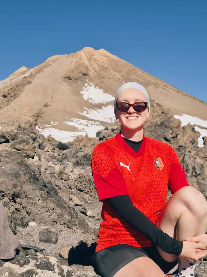 Mathilde sur les hauteurs du volcan Le Teide (îles Canaries)