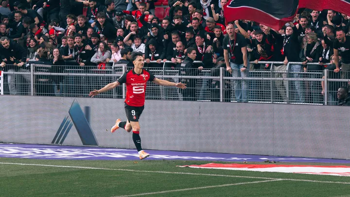 J11 | Esteban Lepaul montre la voie 