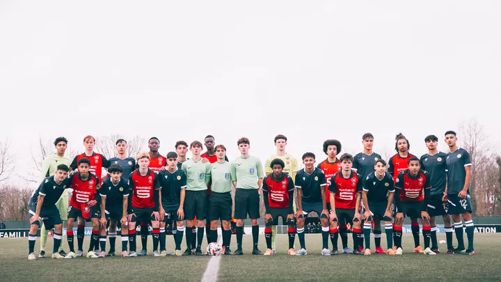 Un amical de haute volée à la Piv' (3-5)