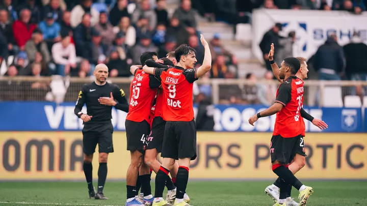 J23 | Solides et efficaces, les Rouge et Noir enchaînent face à Auxerre (0-3)