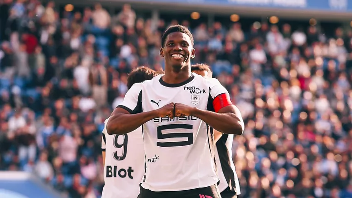 J30 | Au second poteau, Breel Embolo pour 𝐬𝐨𝐧 𝟏𝟎𝐞 𝐛𝐮𝐭 en Rouge et Noir (0-2)