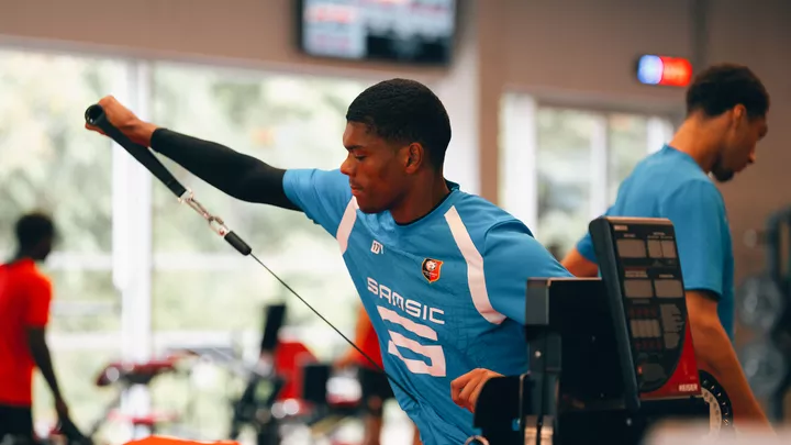 En salle avec les Rouge et Noir 🏋️‍♂️