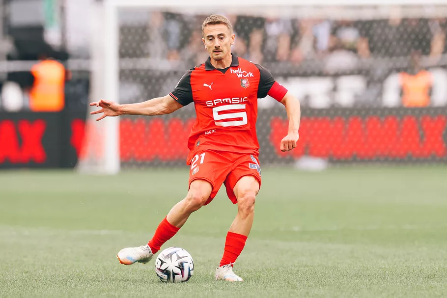 Coup d&#039;envoi de la seconde période