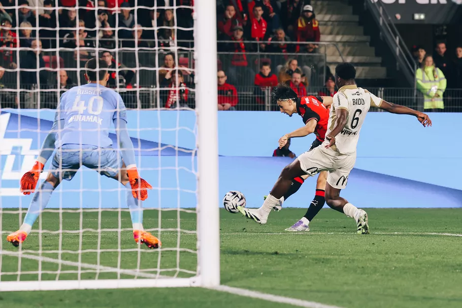 D’un camp à l’autre