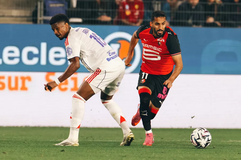 Au tour de Mousa Al-Tamari de porter le danger.