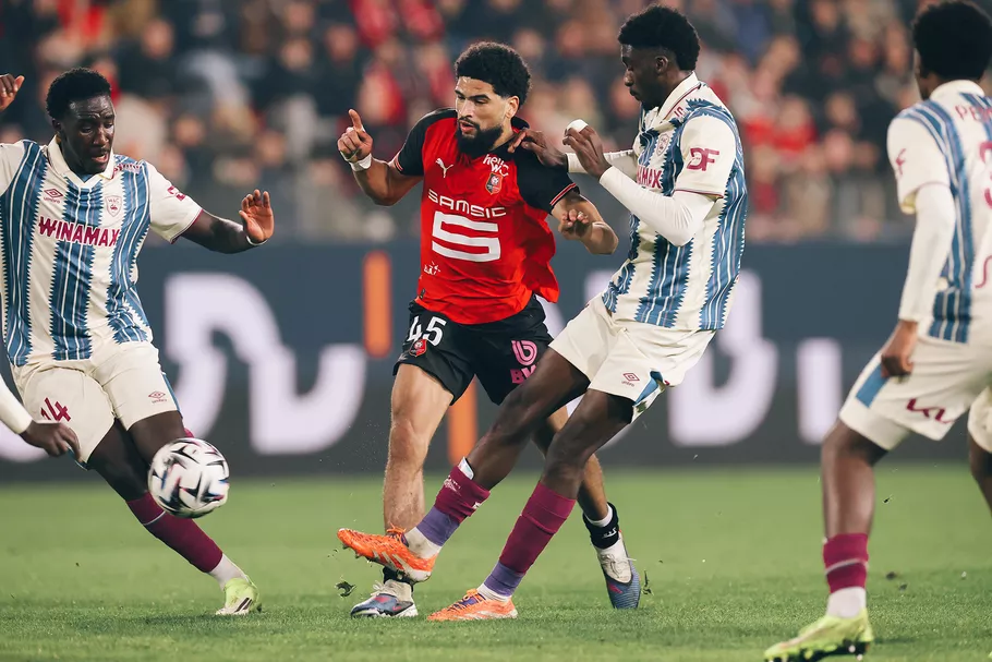 But refusé pour Rennes, toujours 0-0
