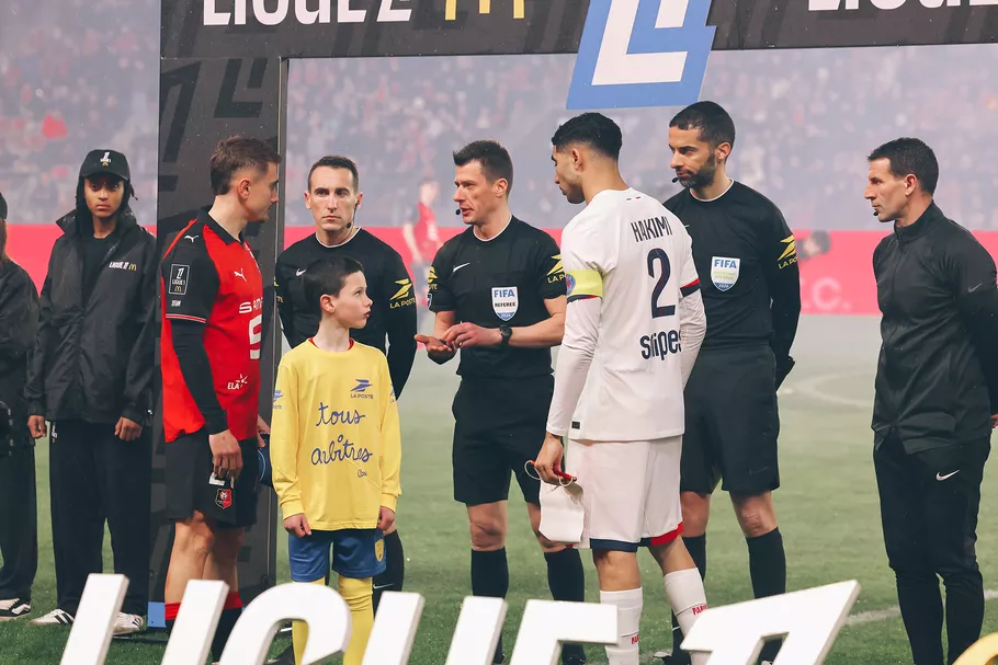 Coup d’envoi de la 22e journée ! 