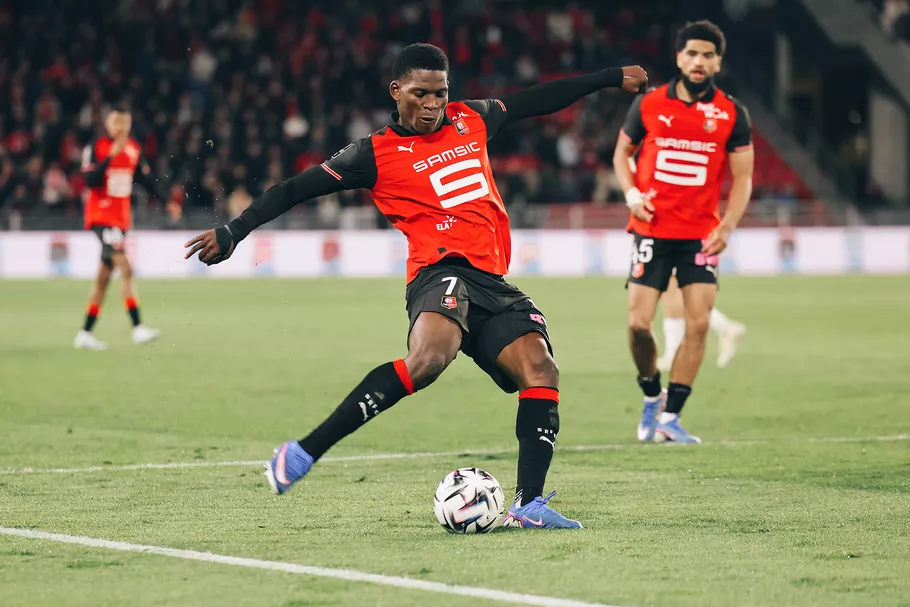 Frappe soudaine de Breel 