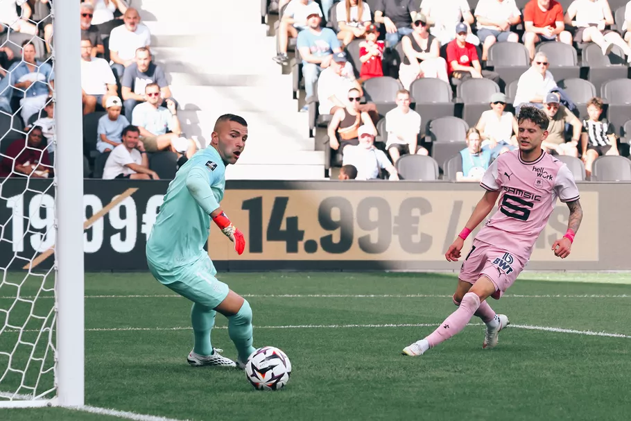 Angers marque contre son camp ! (0-2)