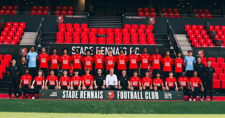 page POSTER )) équipe RENNES STADE RENNAIS 1965
