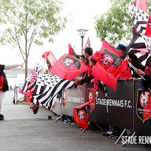 srfc-asnl_20-08-2016_arrivee_des_joueurs.jpg