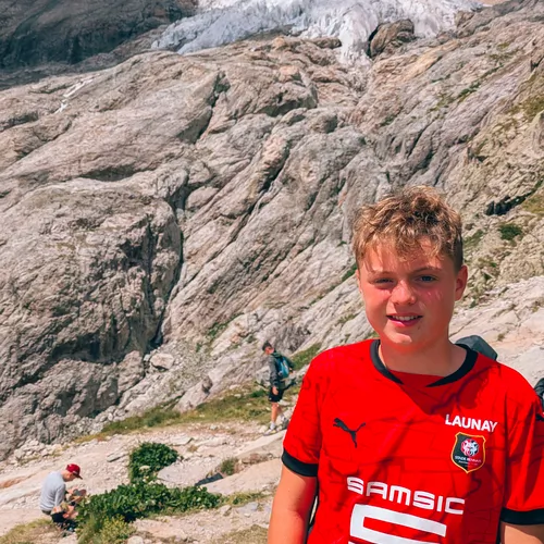 Mael au refuge du Glacier-Blanc dans le massif des Écrins (Hautes-Alpes)